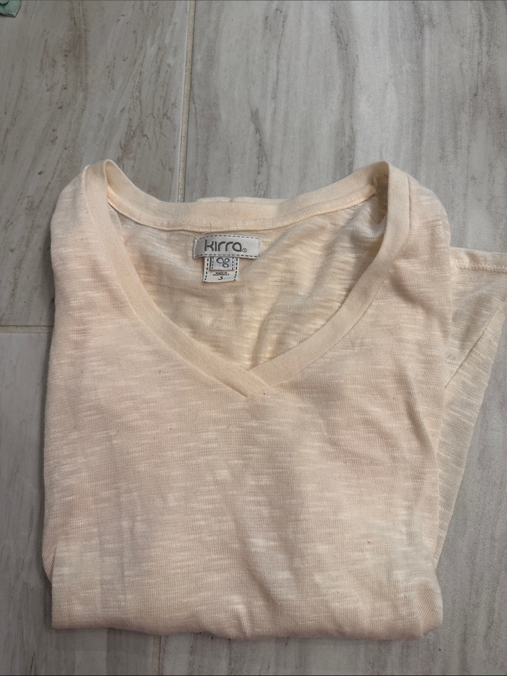 Kirra Light Cream V-Neck Tee